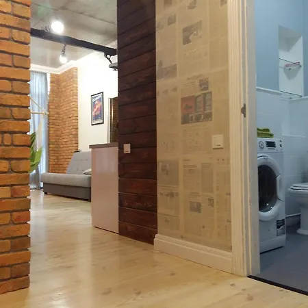 Loft 9 *