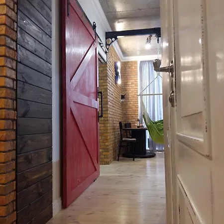 דירה Loft 9 אודסה